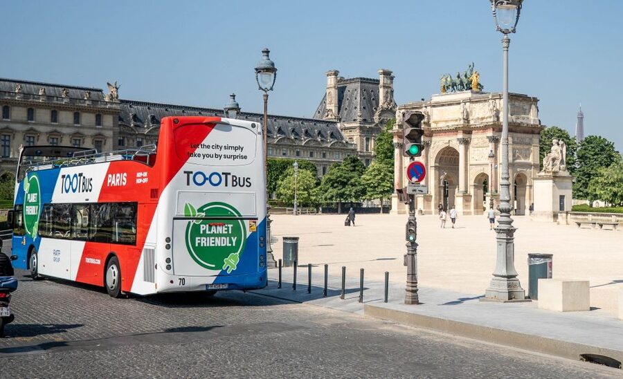 Paris: Tootbus Kids Bus Tour Experience - Trocadero Gardens and the Eiffel Tower