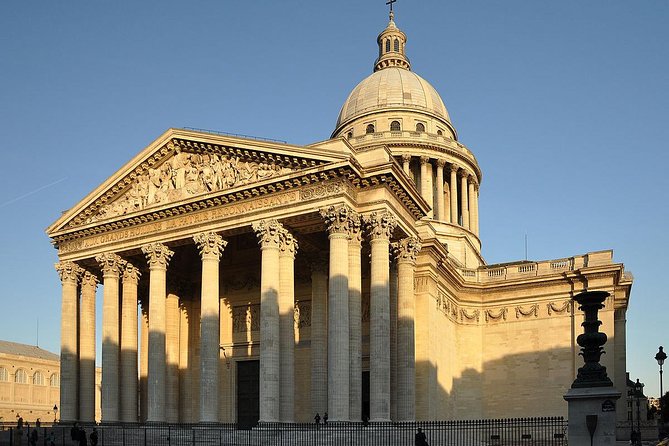 Paris Top Attractions & Hidden Gems around your Hotel Private Orientation Tour - Eiffel Tower, Arc de Triomphe, and the Champs-Élysées