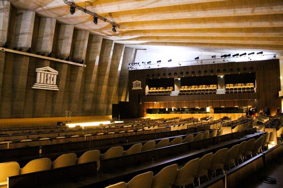 Paris: UNESCO Headquarters Tour - Conference rooms and the public face of UNESCO