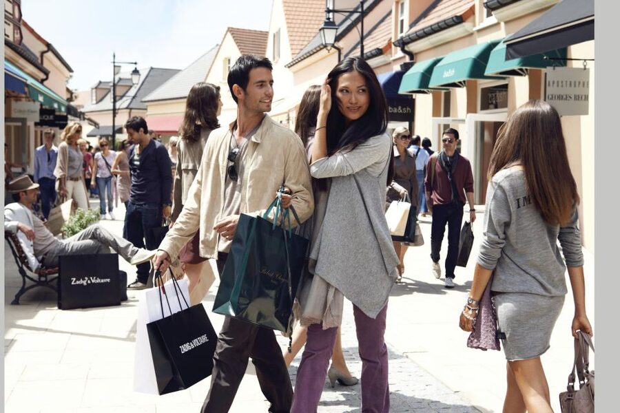 Paris: Vallée Village Outlet Shopping Day - Food, breaks, and the open-air layout