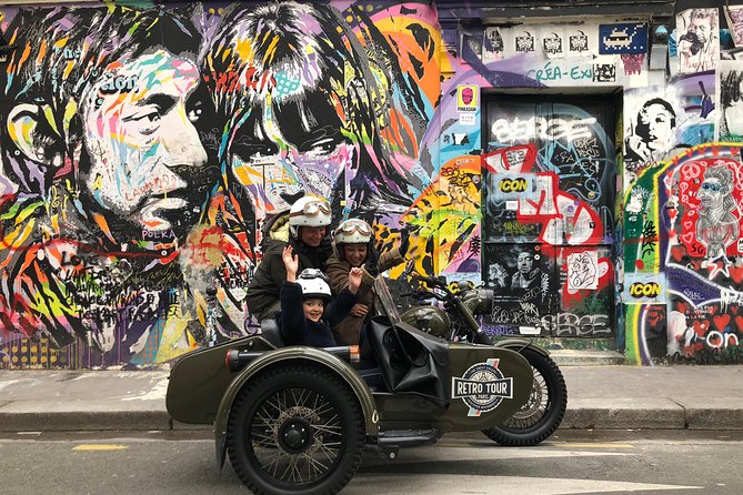 Paris Vintage Private City Tour on a Sidecar Motorcycle - Montmartre by sidecar