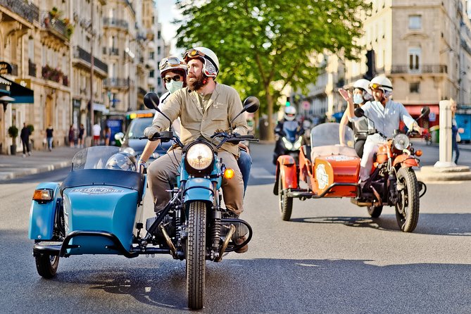 Paris Vintage Sidecar Tour – Emily in Paris highlights - Comfort, safety, and the practical side of the motorcycle