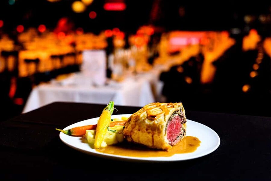 Paris: VIP Dinner and Cabaret Show at Paradis Latin - Is the dinner or the show the stronger reason to go?
