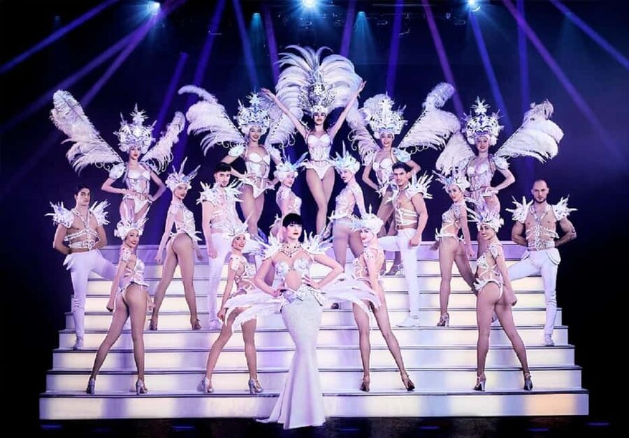 Paris: VIP Dinner and Cabaret Show at Paradis Latin - What the VIP seating changes
