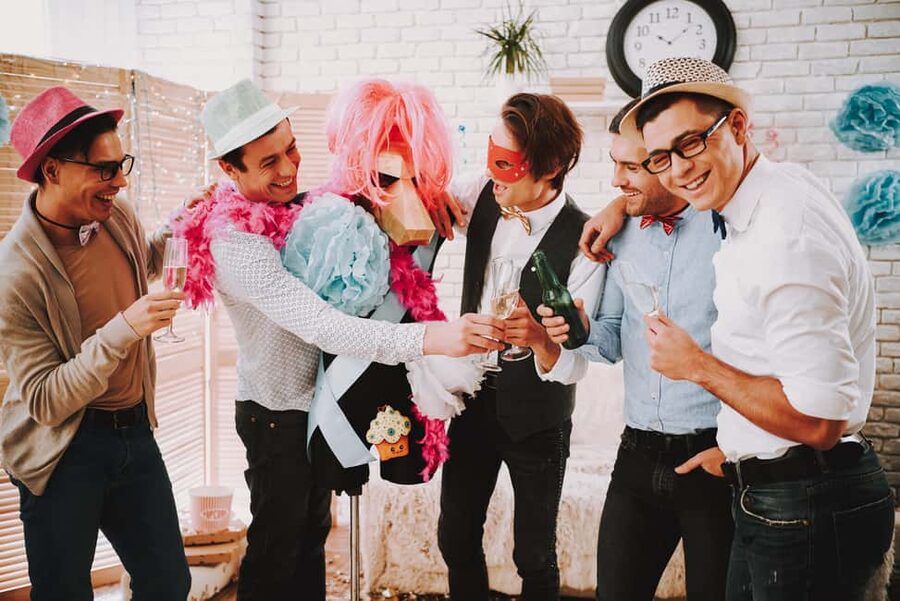 Paris: Virtual-Reality Escape Room Adventure - Picking the right scenario for your group