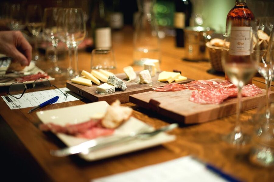 Paris: Wine and Cheese Lunch - How to get the most from the two hours