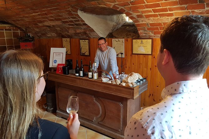 Paris Wine Day Tours exclusive wine tour in the Sancerre area - Lunch with wine, water, and coffee