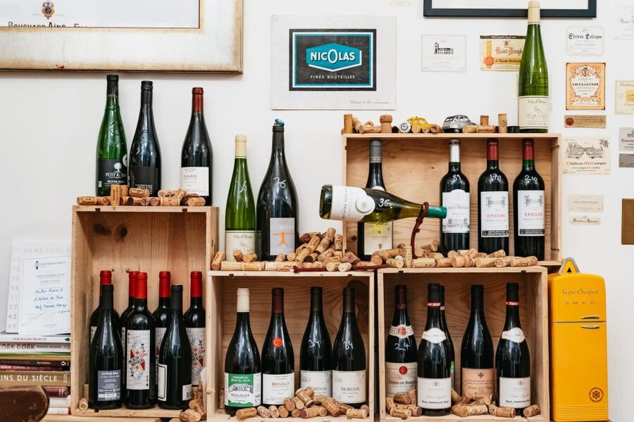 Paris: Wine Tasting Experience with 6 Wines and Cheese Board - Booking details that matter