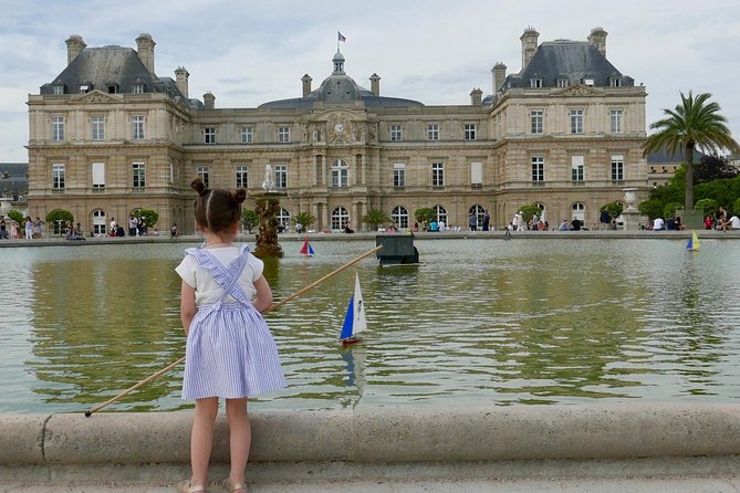 Paris With Kids - A Private Family Experience - A family tour built around attention spans