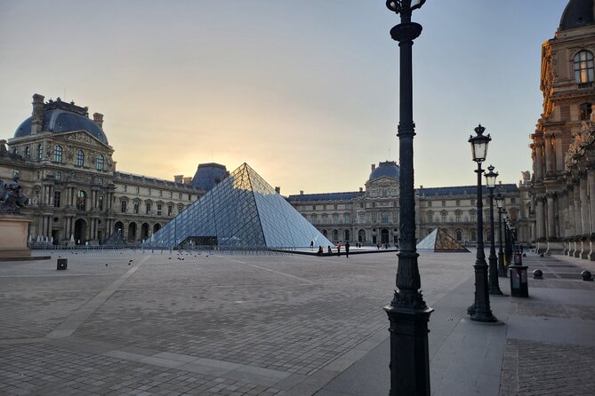 Paris Without People - Sunrise Bike Tour & Breakfast - Alexandre III Bridge and Parisian showmanship