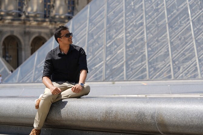 Paris: Your Own Private Photoshoot at Louvre Museum - Is $79.39 a fair price for up to eight people?