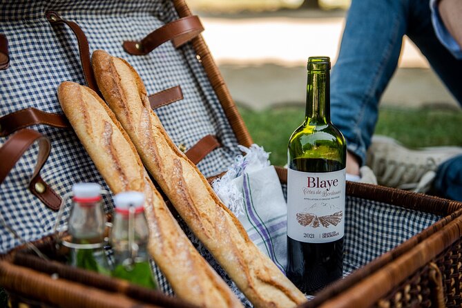 Parisian Romantic Picnic - Why this Paris picnic works so well