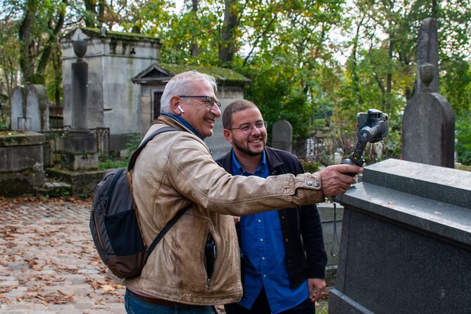 Père Lachaise Cemetery Tour: A Stroll Through Immortal History - Why Père Lachaise works so well as a walking tour
