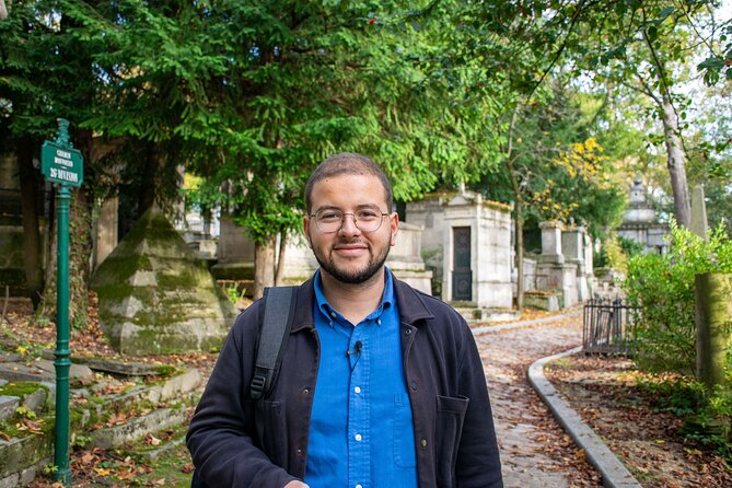 Père Lachaise Cemetery Tour: A Stroll Through Immortal History - Jim Morrison’s grave and the pull of music history
