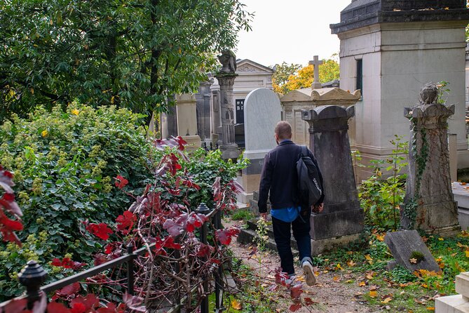 Père Lachaise Cemetery Tour: A Stroll Through Immortal History - What the $66.08 price really covers