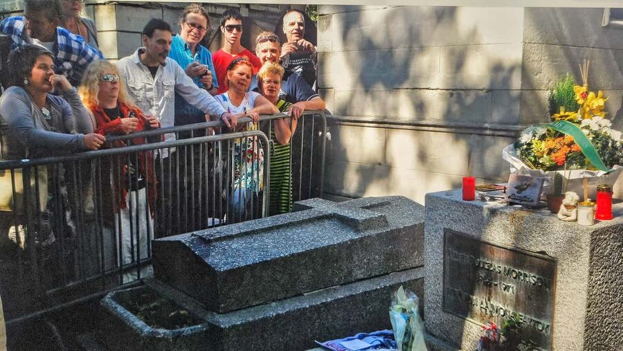 Père Lachaise Cemetery Tour, Tales from the Graves & Crepes - Why Père Lachaise works so well as a Paris tour
