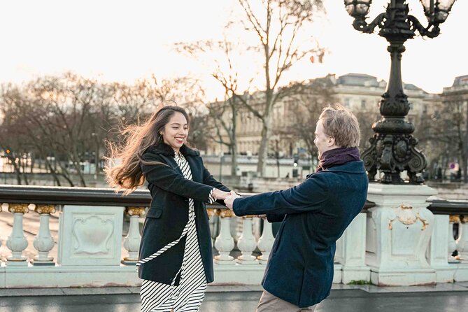 Photoshoot in Paris - Eiffel Tower - Working with children, couples, and groups of eight