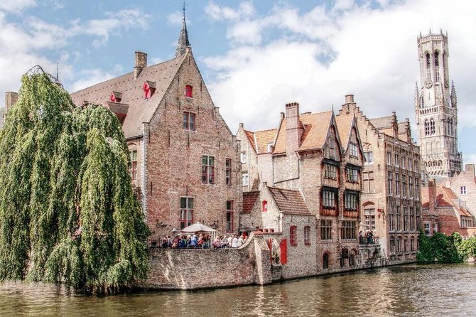 Private 12-hour round transfer to Belgium (Bruges) from Paris - Why Bruges makes a good day from Paris