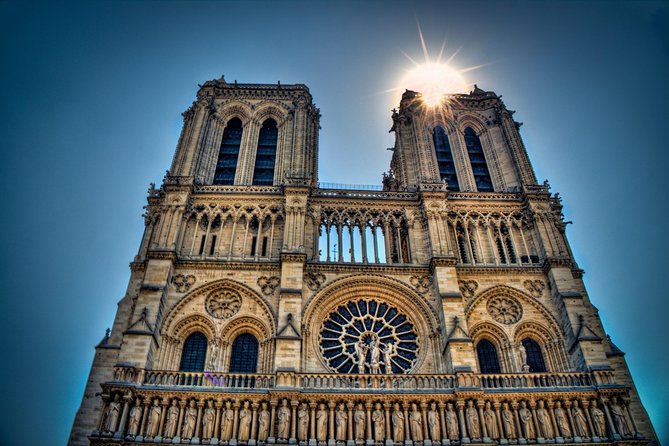 Private 3 Hour Historical Walking Tour in Paris Medieval - What the private format really gives you