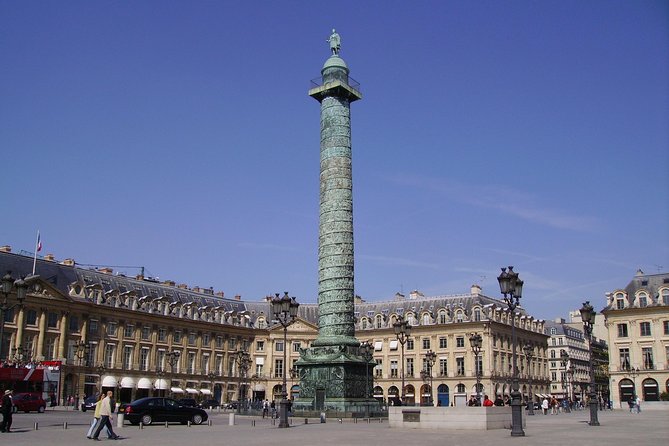 Private 4-hour city tour of Paris with driver and official guide - Arc de Triomphe and the Champs-Élysées