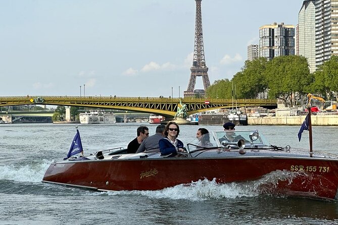 Private Cruises in the Heart of Paris - What to bring and how to enjoy it