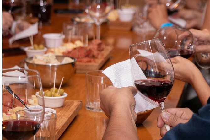 Private French Wine Tasting with a Certified Expert in Montmartre - Key points to know before booking