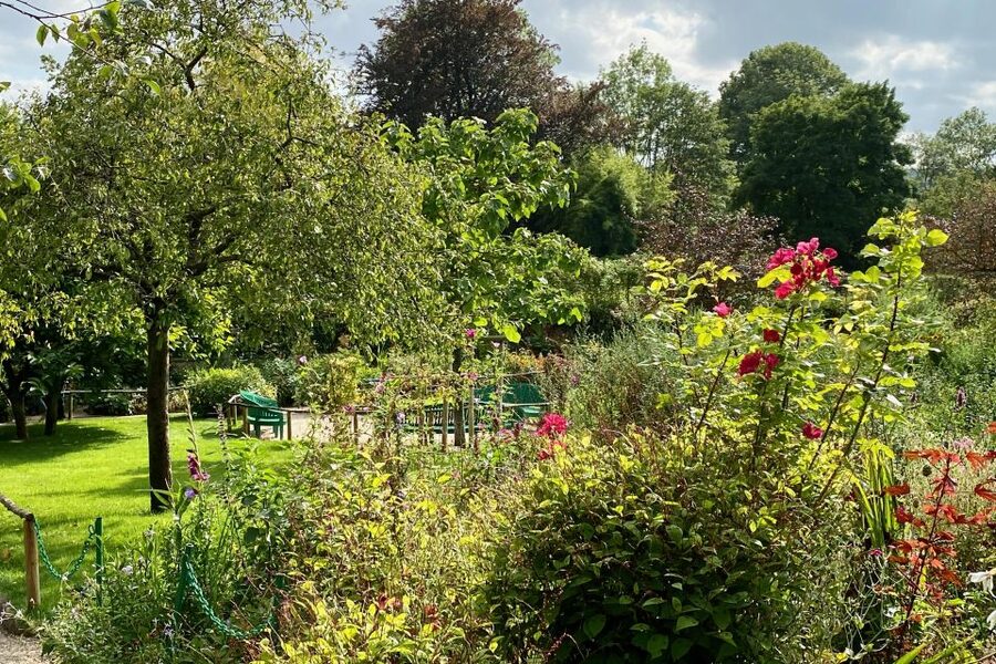 Private Giverny Monet’s House & Gardens Trip from Paris - What $336 per person really buys