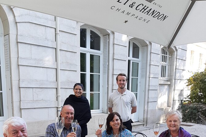 Private Guided Tour in Champagne from Paris with Moet&Chandon visit. - What the private format changes