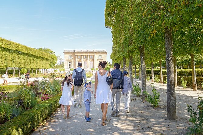 Private Half-Day Trip to Versailles from Paris with Macarons - Key points at a glance