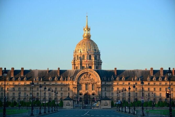 Private Highlights of Paris Tuk-Tuk Experience - Crossing Pont Alexandre III