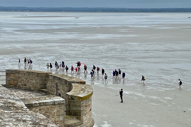 Private Mont Saint-Michel, Normandy D-Day Express trip from Paris - Lunch, then the road to Mont Saint-Michel