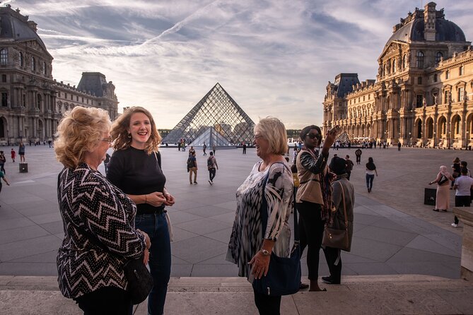 Private night tour at the Louvre - Why a guide helps at a museum this large