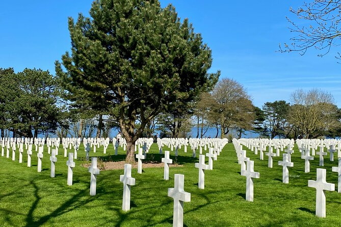 Private Normandy D-Day Live guided Top 6 Sites trip from Paris - Overlord Museum and the personal side of war