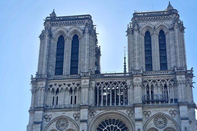 Private Notre Dame Outdoor Tour with Crypt Entry/Sainte Chapelle - Understanding the fire and the long restoration