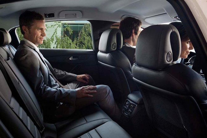 Private Paris Airport Arrival Transfer – CDG & ORLY Airports - Inside the private vehicle