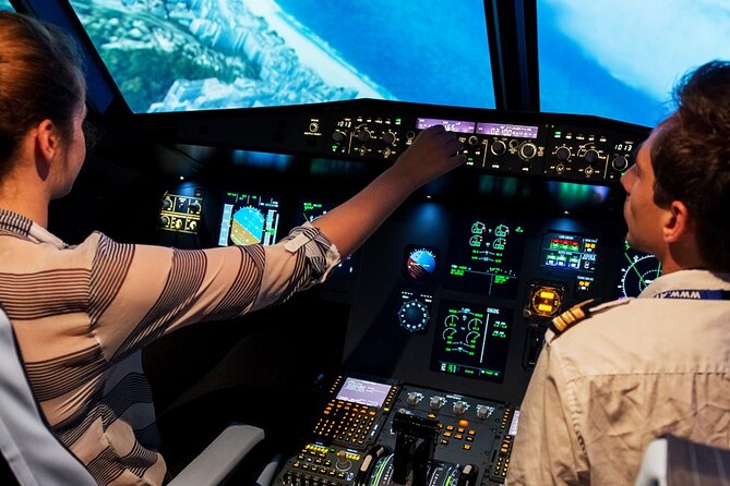Private Pilotage of a Flight Simulator in Paris - Price and value at $119.48