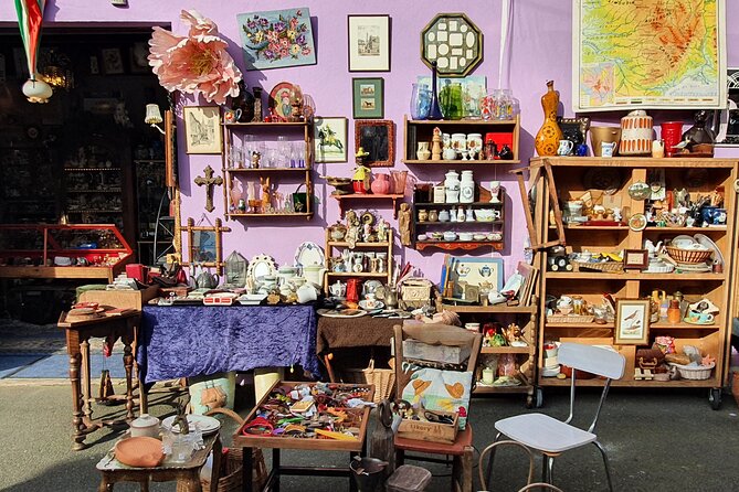 Private shopping tour at the Paris Antique Flea Market - The four-hour route through Vernaison, Dauphine, and Malassis