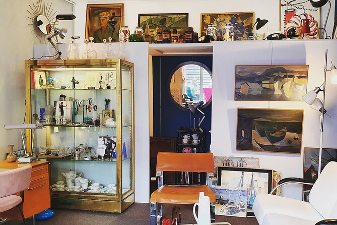 Private shopping tour at the Paris Antique Flea Market - Who will get the most from this tour