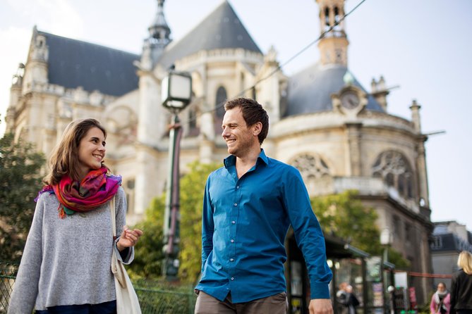 PRIVATE TOUR: Highlights & Hidden Gems of Paris With Locals - Why the guide makes or breaks the walk