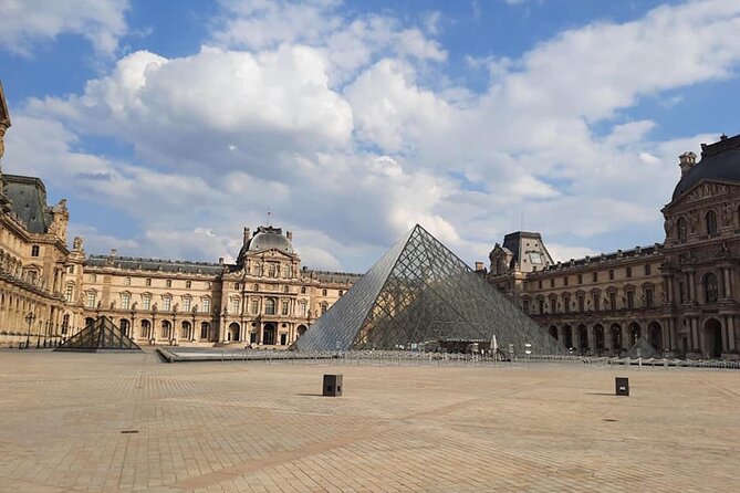 Private Tour in Italian of Paris: Centre, Montmartre, Louvre - The Louvre: useful orientation, not a museum marathon