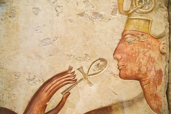Private tour Louvre By night - Sully wing: the Louvre’s medieval roots