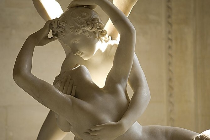 Private tour Louvre By night - Priority entry and the first moments inside