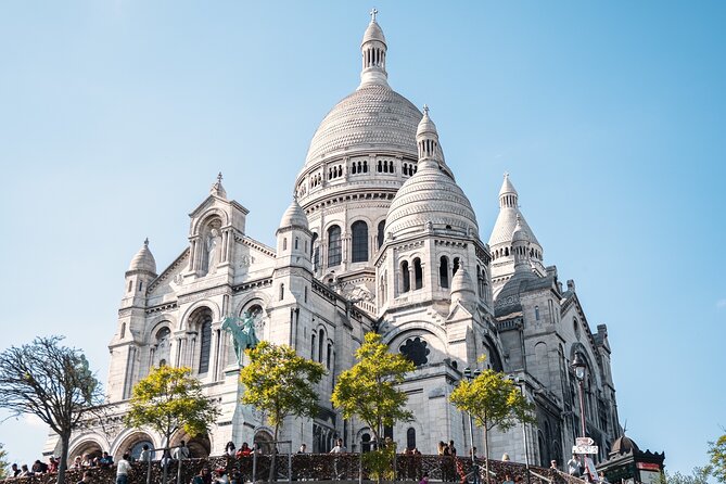 Private Tour of Montmartre in a Citroën Classic - From Audrey Hepburn to the Moulin Rouge