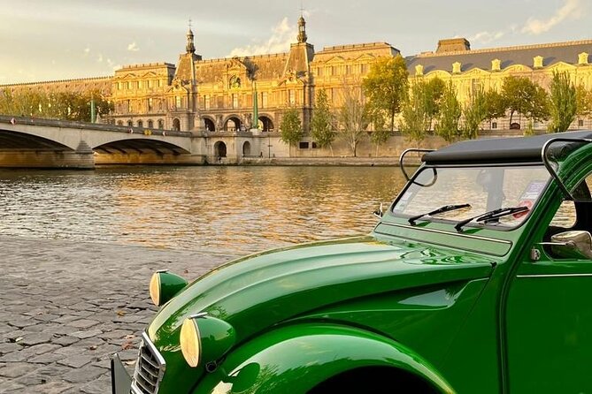 Private tour Paris Little-known places 2 hours in Citroën 2CV - Arènes de Lutèce and the Latin Quarter