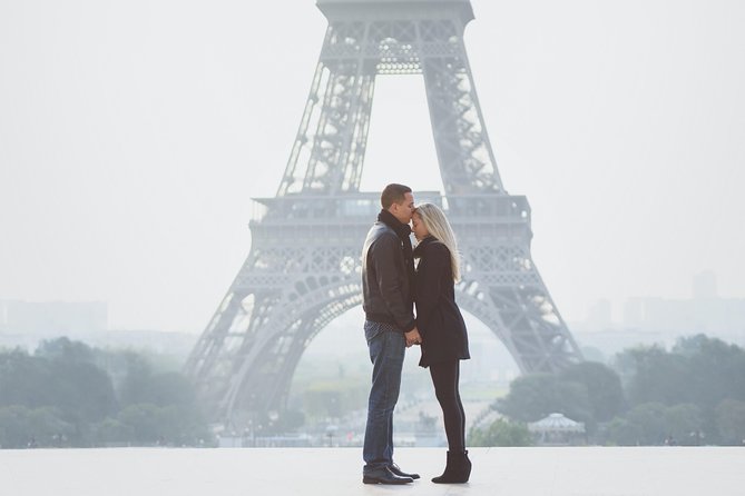 Private Tour: Personal Travel Photographer Tour in Paris - Pont de Bir-Hakeim and Pont Alexandre III