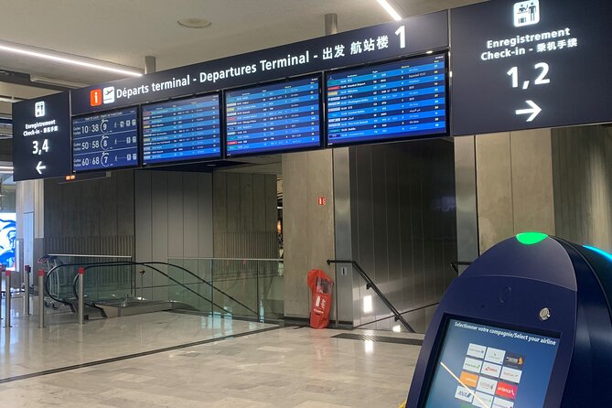 Private Transfer CDG Airport <-> Paris - One way - From CDG arrivals hall to your Paris address