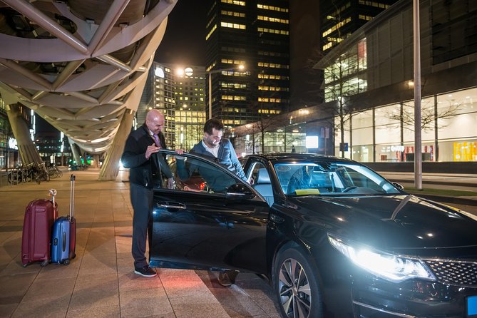 Private Transfer Orly Airport ORY & Disneyland Paris - The ride to Paris or Disneyland Paris