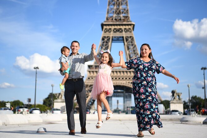 Private Vacation Photos in Paris - Streets, gardens, and cafés after the landmark shot