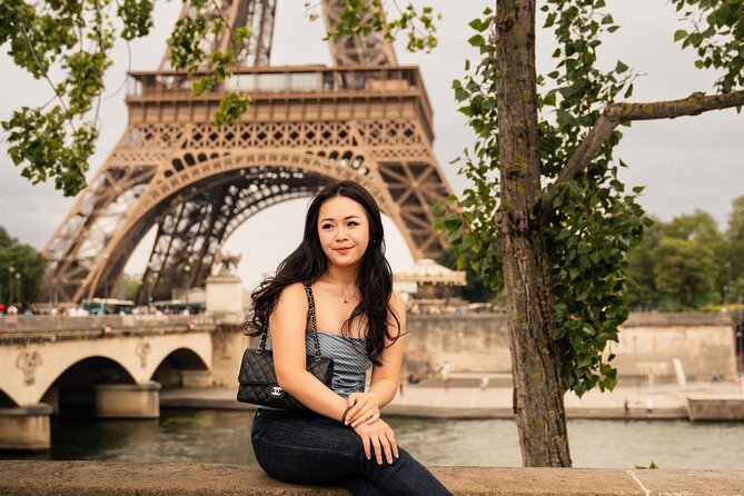 Professional Eiffel Tower Photo Tour with VOGUE Photographer - Avenue de New York beside the Seine