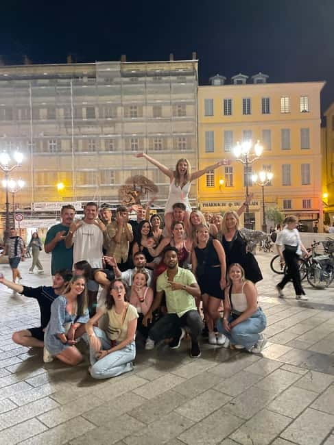 Pub Crawl Paris: Drink, Laugh, Meet the World - Who will enjoy this pub crawl?